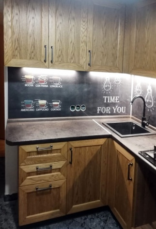 Стильная кухня в стиле Loft из массива дуба