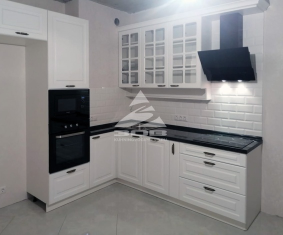 Кухня с фасадами из мдф-пвх и пластиковой столешницей