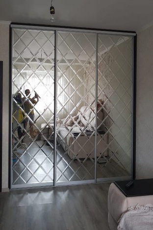 Шкаф-купе 11