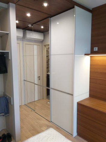 Шкаф-купе 12