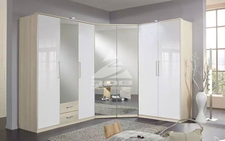 Распашной шкаф 06