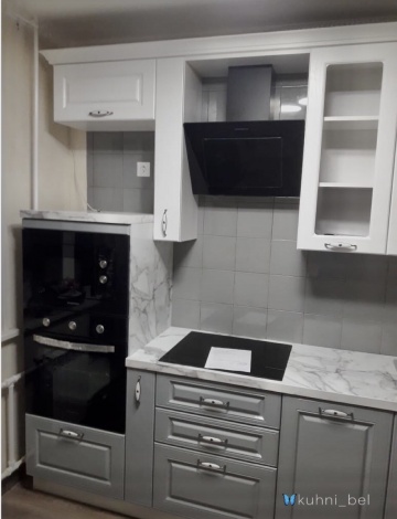 Кухня бело-серая, Неоклассика.