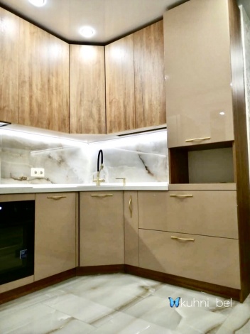 Заказ УТ245. Кухня из Акрила глянец и Пластика под дерево в современном стиле