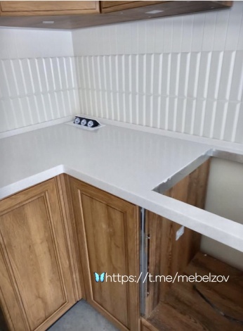 УТ258. Каменная столешница на кухню