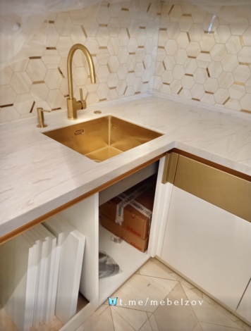 УТ216. Столешница и Подоконник из акрилового камня