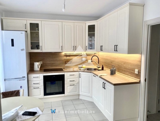 УТ384. Кремовая кухня Прованс