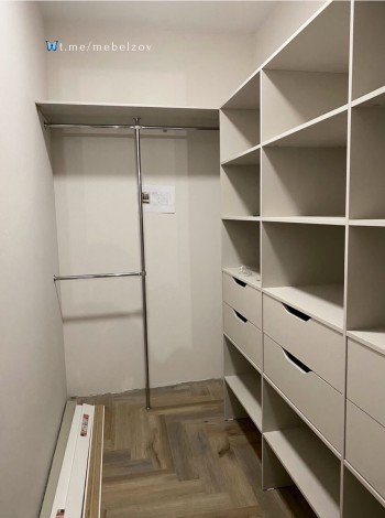 МГС119. Гардеробная