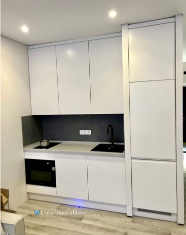 УТ390. Белая кухня с прямыми фасадами Эмаль матовая