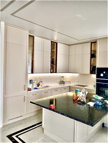 УТ457. Кухня с Островом в дом