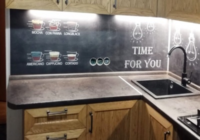 Стильная кухня в стиле Loft из массива дуба