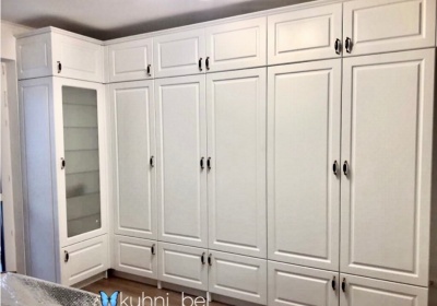 Заказ УТ255/1. Шкафы в гостиную с фасадами мдф-пвх Лонгфорд белое дерево