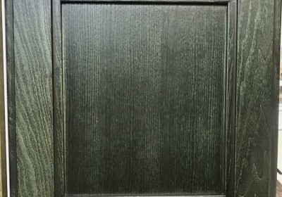 Фасад Лови из массива дуба