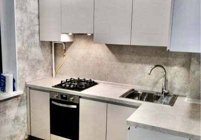 Кухня Минимализм с прямыми матовыми фасадами