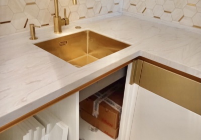 УТ216. Столешница и Подоконник из акрилового камня