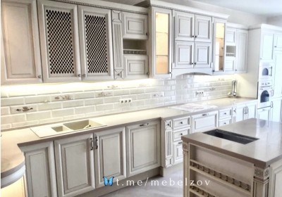 УТ181. Кухня Гостиная из массива ясеня