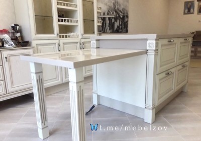 Остров на кухню из массива ясеня