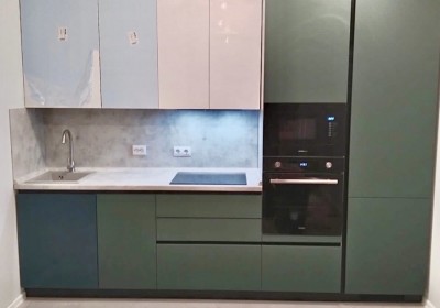 УТ383. Современная бело-зеленая кухня