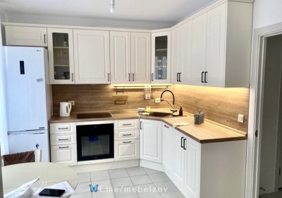 УТ384. Кремовая кухня Прованс