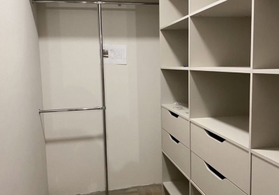 МГС119. Гардеробная