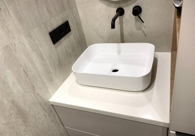 СИМ128. Тумба в Ванную со столешницей из Камня